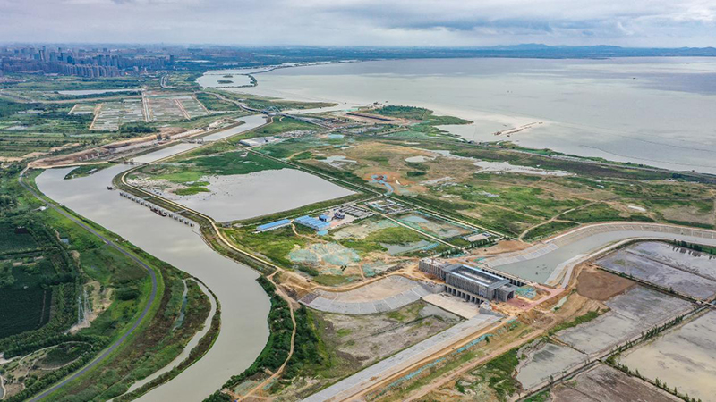 派河口枢纽泵站全景。肥宣供图